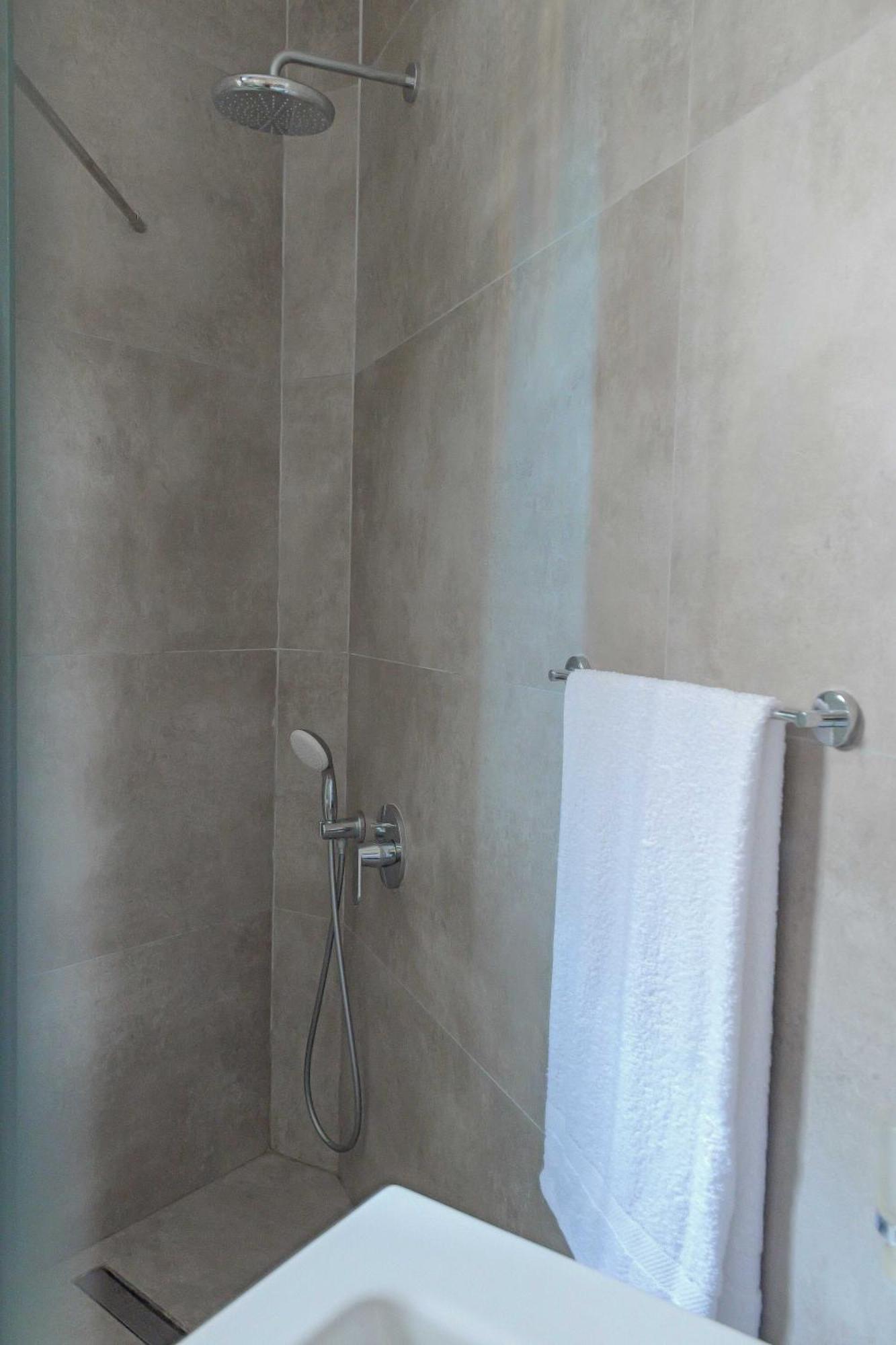 Costa Verde Suites Saranda מראה חיצוני תמונה