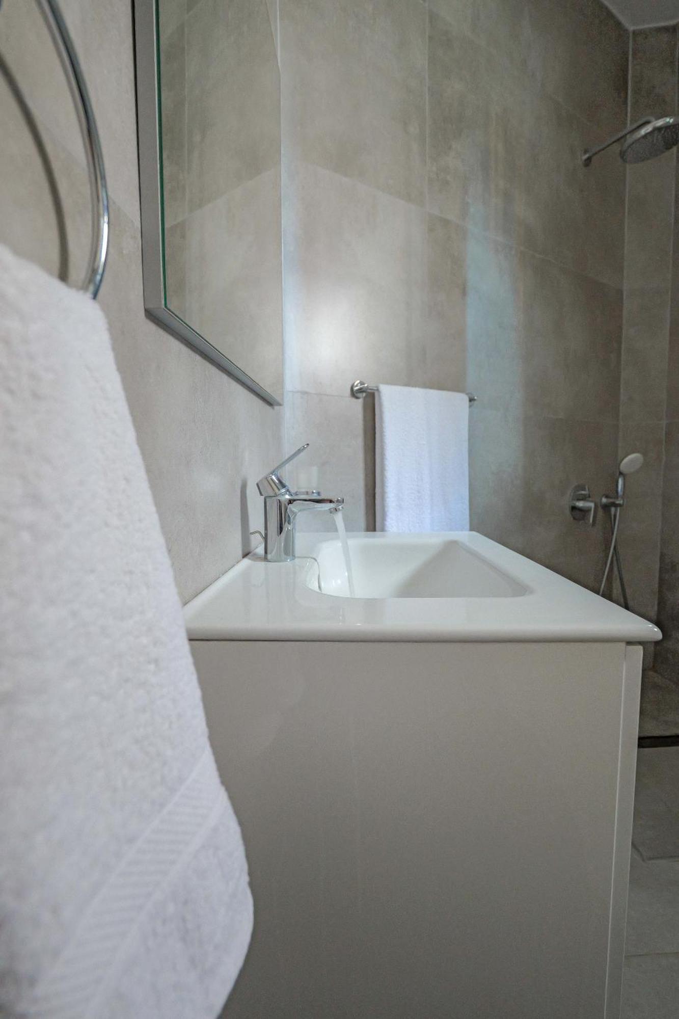 Costa Verde Suites Saranda מראה חיצוני תמונה